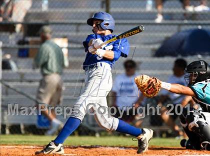 Thumbnail 3 in Pasadena Memorial vs Sterling (UIL Region 3 Bi-District Playoff) photogallery.