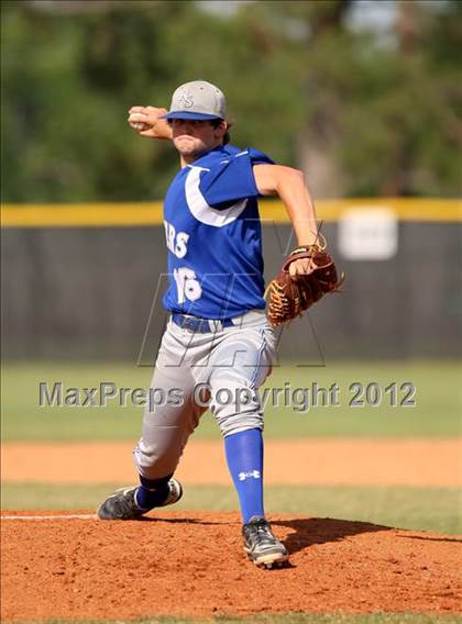 Thumbnail 1 in Pasadena Memorial vs Sterling (UIL Region 3 Bi-District Playoff) photogallery.