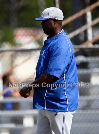 Thumbnail 3 in Pasadena Memorial vs Sterling (UIL Region 3 Bi-District Playoff) photogallery.
