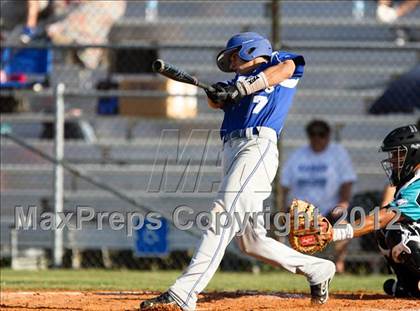 Thumbnail 3 in Pasadena Memorial vs Sterling (UIL Region 3 Bi-District Playoff) photogallery.