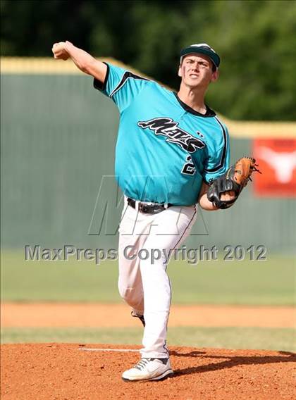Thumbnail 3 in Pasadena Memorial vs Sterling (UIL Region 3 Bi-District Playoff) photogallery.