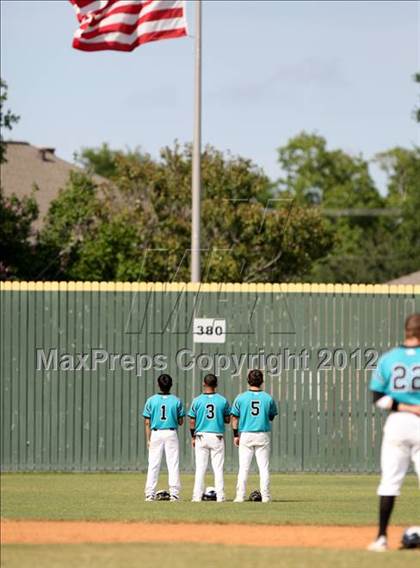 Thumbnail 2 in Pasadena Memorial vs Sterling (UIL Region 3 Bi-District Playoff) photogallery.
