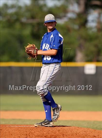 Thumbnail 3 in Pasadena Memorial vs Sterling (UIL Region 3 Bi-District Playoff) photogallery.