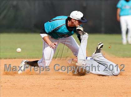 Thumbnail 2 in Pasadena Memorial vs Sterling (UIL Region 3 Bi-District Playoff) photogallery.