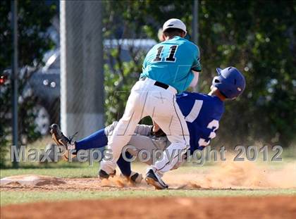 Thumbnail 1 in Pasadena Memorial vs Sterling (UIL Region 3 Bi-District Playoff) photogallery.