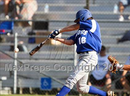 Thumbnail 1 in Pasadena Memorial vs Sterling (UIL Region 3 Bi-District Playoff) photogallery.