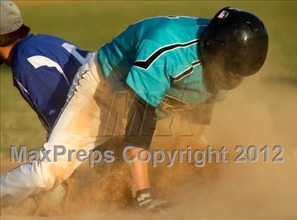 Thumbnail 2 in Pasadena Memorial vs Sterling (UIL Region 3 Bi-District Playoff) photogallery.