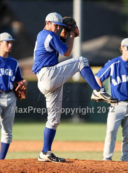 Thumbnail 1 in Pasadena Memorial vs Sterling (UIL Region 3 Bi-District Playoff) photogallery.