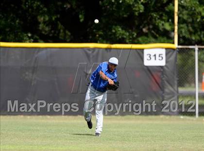 Thumbnail 2 in Pasadena Memorial vs Sterling (UIL Region 3 Bi-District Playoff) photogallery.