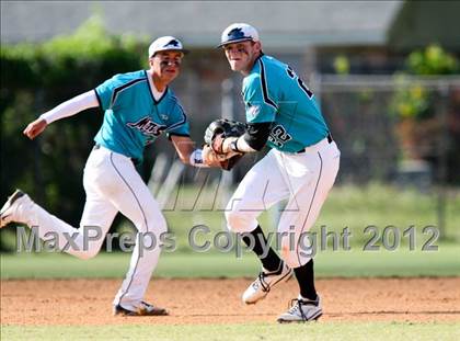 Thumbnail 1 in Pasadena Memorial vs Sterling (UIL Region 3 Bi-District Playoff) photogallery.