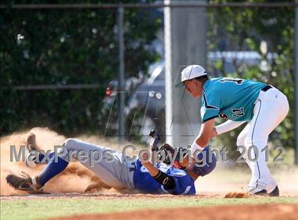Thumbnail 1 in Pasadena Memorial vs Sterling (UIL Region 3 Bi-District Playoff) photogallery.