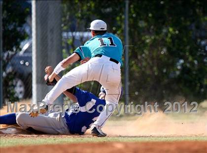 Thumbnail 2 in Pasadena Memorial vs Sterling (UIL Region 3 Bi-District Playoff) photogallery.