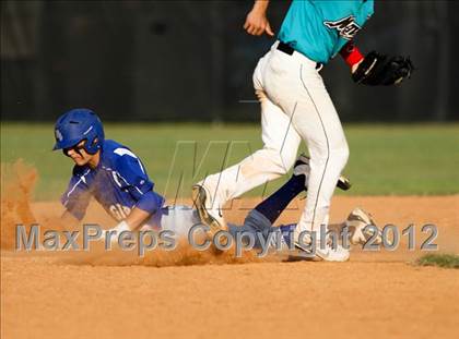 Thumbnail 3 in Pasadena Memorial vs Sterling (UIL Region 3 Bi-District Playoff) photogallery.