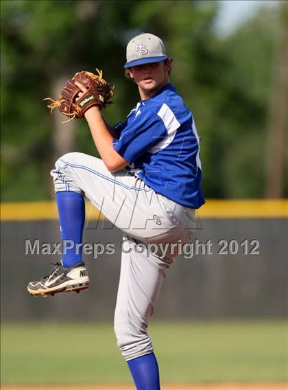 Thumbnail 3 in Pasadena Memorial vs Sterling (UIL Region 3 Bi-District Playoff) photogallery.