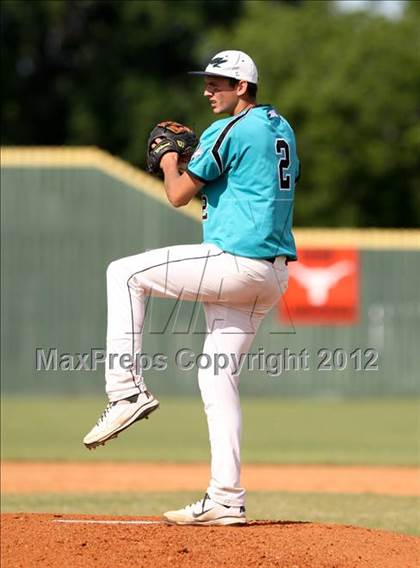 Thumbnail 3 in Pasadena Memorial vs Sterling (UIL Region 3 Bi-District Playoff) photogallery.
