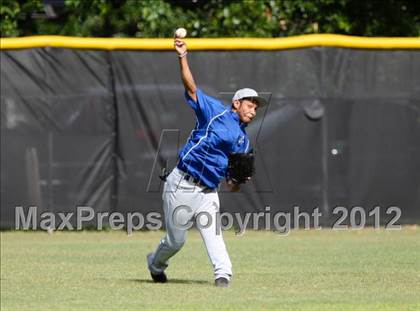 Thumbnail 3 in Pasadena Memorial vs Sterling (UIL Region 3 Bi-District Playoff) photogallery.