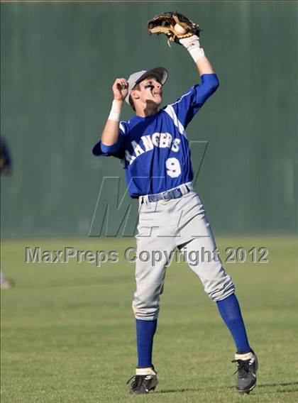 Thumbnail 1 in Pasadena Memorial vs Sterling (UIL Region 3 Bi-District Playoff) photogallery.