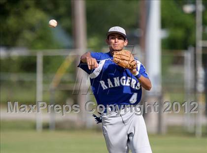 Thumbnail 2 in Pasadena Memorial vs Sterling (UIL Region 3 Bi-District Playoff) photogallery.