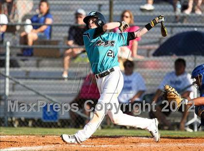 Thumbnail 2 in Pasadena Memorial vs Sterling (UIL Region 3 Bi-District Playoff) photogallery.