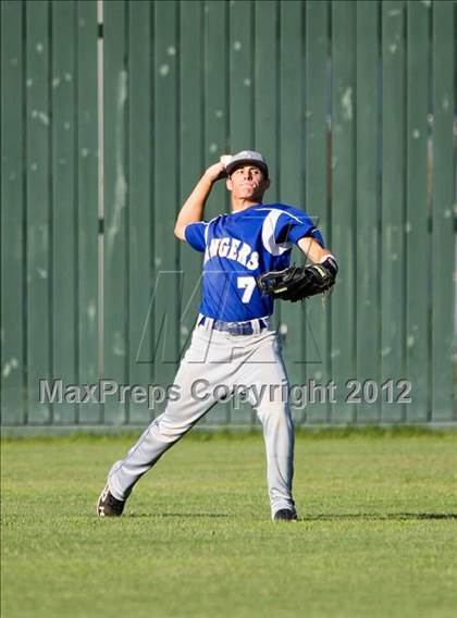 Thumbnail 1 in Pasadena Memorial vs Sterling (UIL Region 3 Bi-District Playoff) photogallery.