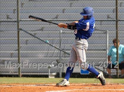 Thumbnail 2 in Pasadena Memorial vs Sterling (UIL Region 3 Bi-District Playoff) photogallery.