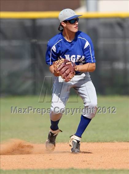 Thumbnail 1 in Pasadena Memorial vs Sterling (UIL Region 3 Bi-District Playoff) photogallery.
