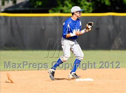 Thumbnail 3 in Pasadena Memorial vs Sterling (UIL Region 3 Bi-District Playoff) photogallery.