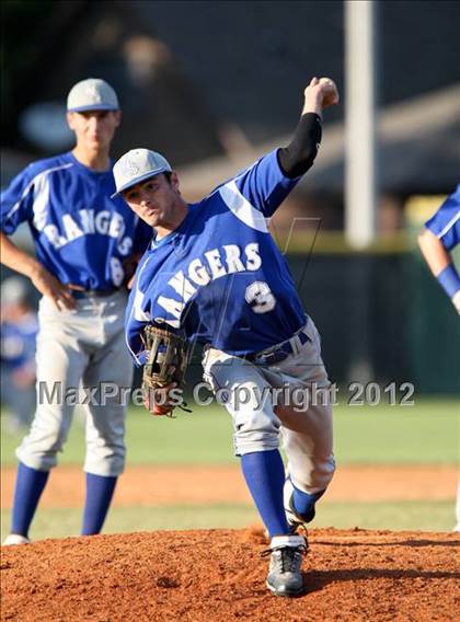 Thumbnail 1 in Pasadena Memorial vs Sterling (UIL Region 3 Bi-District Playoff) photogallery.
