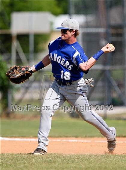 Thumbnail 2 in Pasadena Memorial vs Sterling (UIL Region 3 Bi-District Playoff) photogallery.
