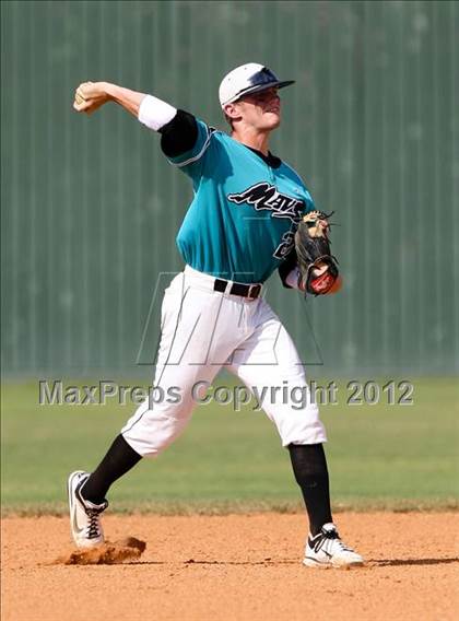 Thumbnail 1 in Pasadena Memorial vs Sterling (UIL Region 3 Bi-District Playoff) photogallery.