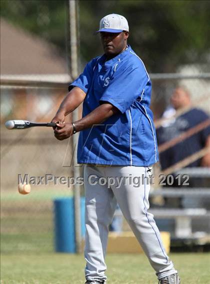 Thumbnail 1 in Pasadena Memorial vs Sterling (UIL Region 3 Bi-District Playoff) photogallery.