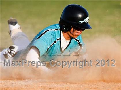 Thumbnail 1 in Pasadena Memorial vs Sterling (UIL Region 3 Bi-District Playoff) photogallery.