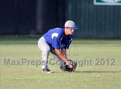 Thumbnail 3 in Pasadena Memorial vs Sterling (UIL Region 3 Bi-District Playoff) photogallery.