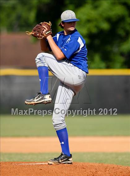 Thumbnail 2 in Pasadena Memorial vs Sterling (UIL Region 3 Bi-District Playoff) photogallery.