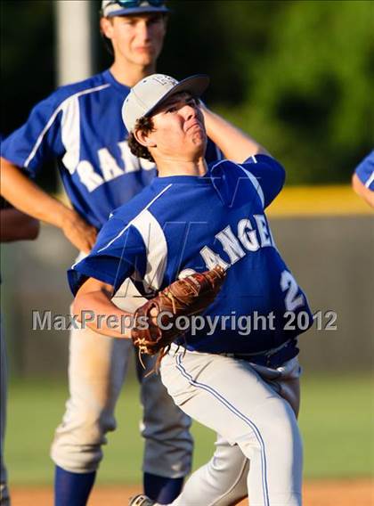 Thumbnail 1 in Pasadena Memorial vs Sterling (UIL Region 3 Bi-District Playoff) photogallery.