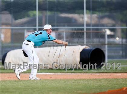Thumbnail 2 in Pasadena Memorial vs Sterling (UIL Region 3 Bi-District Playoff) photogallery.