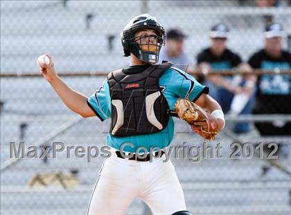 Thumbnail 3 in Pasadena Memorial vs Sterling (UIL Region 3 Bi-District Playoff) photogallery.