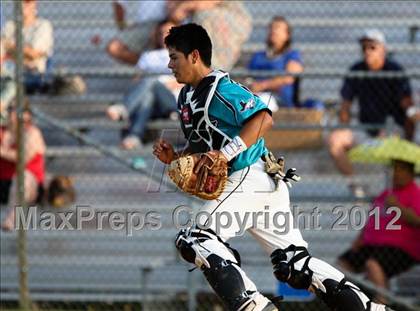 Thumbnail 2 in Pasadena Memorial vs Sterling (UIL Region 3 Bi-District Playoff) photogallery.
