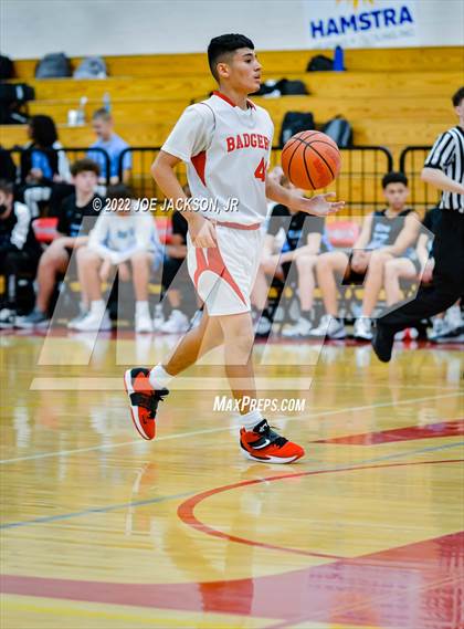 Thumbnail 2 in Tucson High Magnet School vs Mica Mountain photogallery.