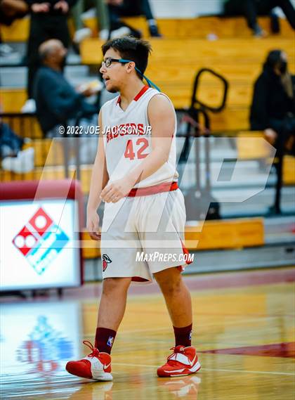 Thumbnail 2 in Tucson High Magnet School vs Mica Mountain photogallery.