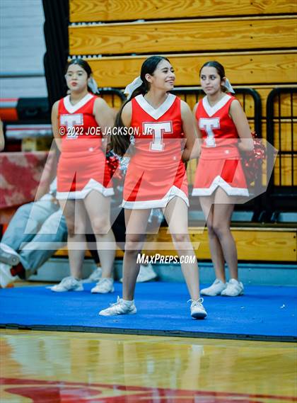 Thumbnail 2 in Tucson High Magnet School vs Mica Mountain photogallery.