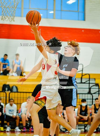Thumbnail 3 in Tucson High Magnet School vs Mica Mountain photogallery.