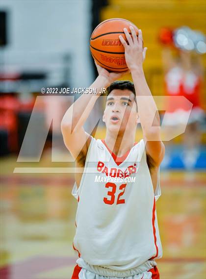 Thumbnail 1 in Tucson High Magnet School vs Mica Mountain photogallery.