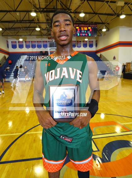 Thumbnail 3 in Mojave vs. Payson (Tarkanian Classic) photogallery.