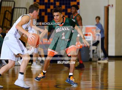 Thumbnail 1 in Mojave vs. Payson (Tarkanian Classic) photogallery.