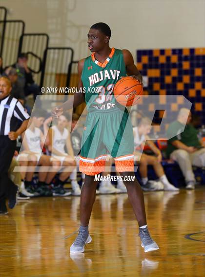 Thumbnail 3 in Mojave vs. Payson (Tarkanian Classic) photogallery.