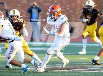 Thumbnail 2 in Westlake vs. Crespi photogallery.