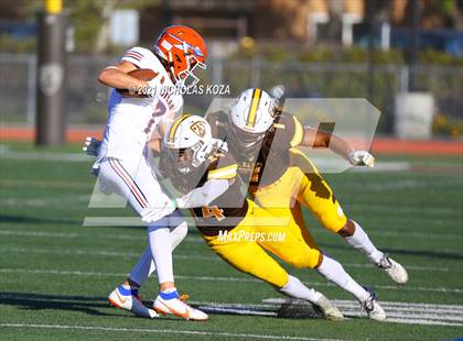 Thumbnail 2 in Westlake vs. Crespi photogallery.