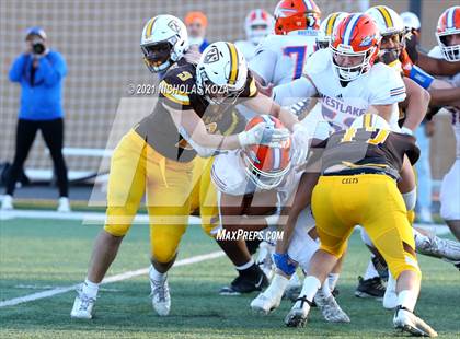 Thumbnail 3 in Westlake vs. Crespi photogallery.