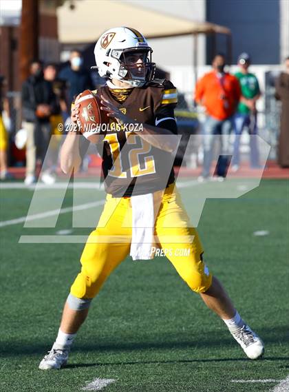 Thumbnail 2 in Westlake vs. Crespi photogallery.